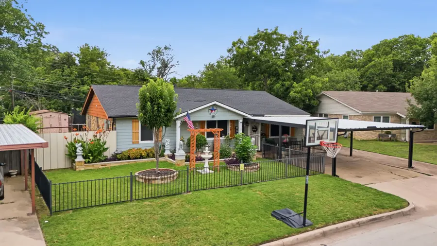 520 Thompson Drive, Saginaw, TX 76179 - #3