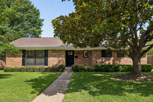 6225 N Jim Miller Road, Dallas, TX 75228