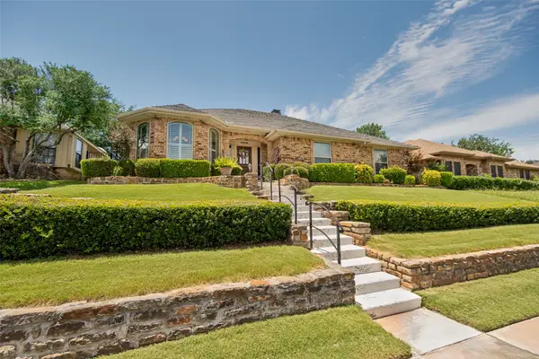 4609 Silverthorn Drive, Mesquite, TX 75150