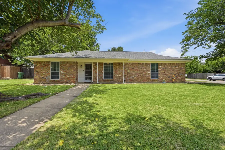 837 Springdale Road, Bedford, TX 76021 - #2