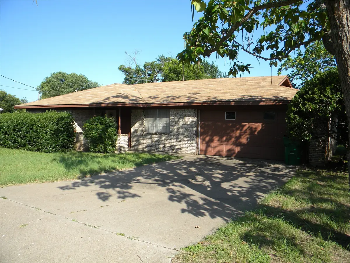 1450 W Ash Street, Stephenville, TX 76401 - #1