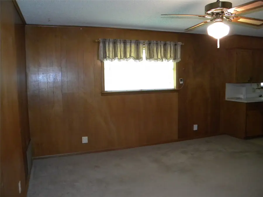 1450 W Ash Street, Stephenville, TX 76401 - #3