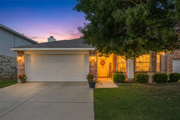 9437 Pastime Court, Fort Worth, TX 76244