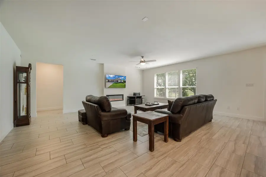 1035 Auburn Drive, Justin, TX 76247 - #3