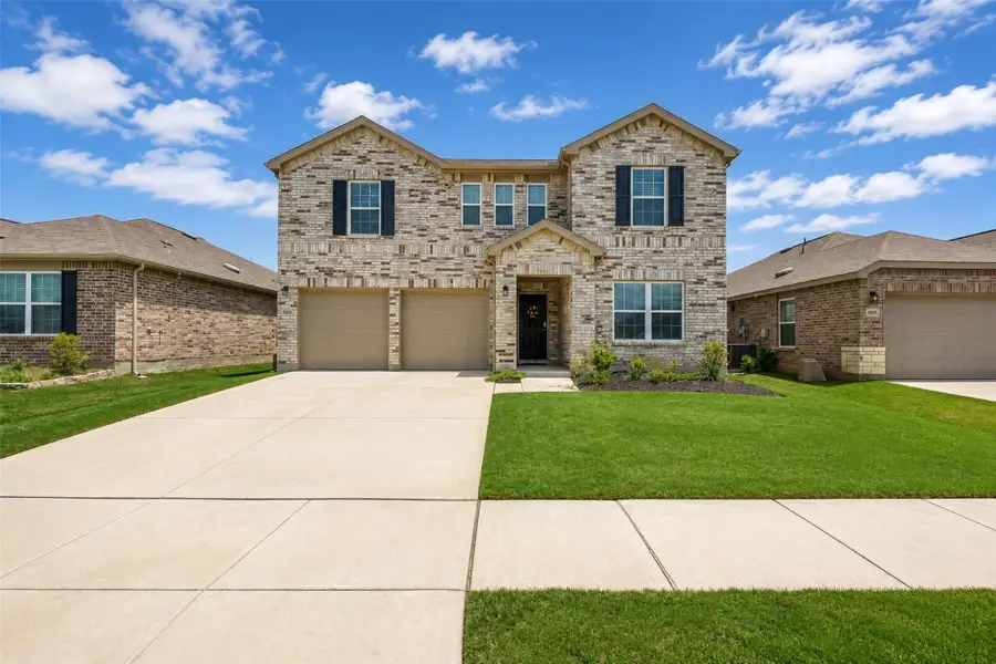 1913 Winding Creek Way, Denton, TX 76208 - #2