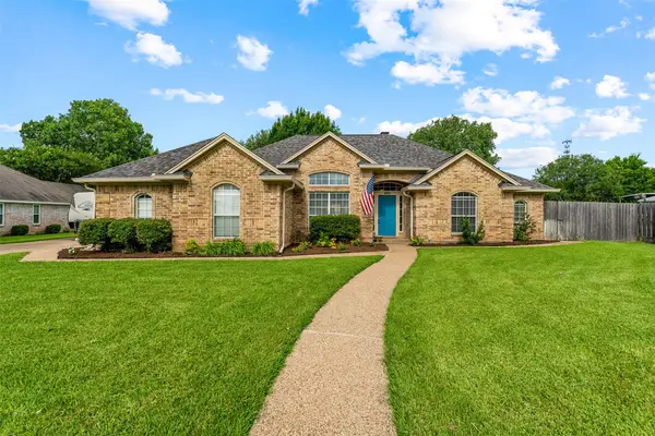 490 Dal Paso Drive, Robinson, TX 76706