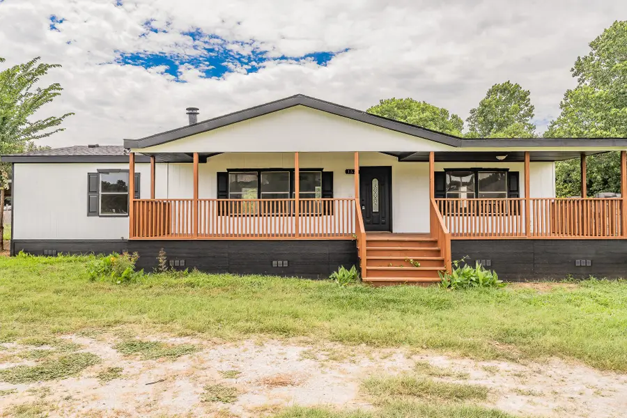 153 Clay Court, Springtown, TX 76082 - #3