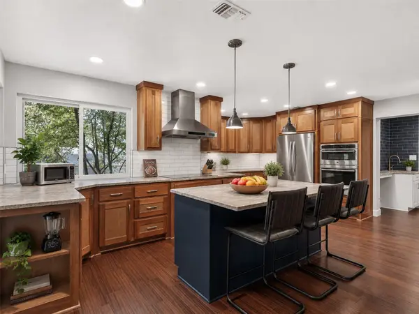 7733 Woodside Hill, Fort Worth, TX 76179