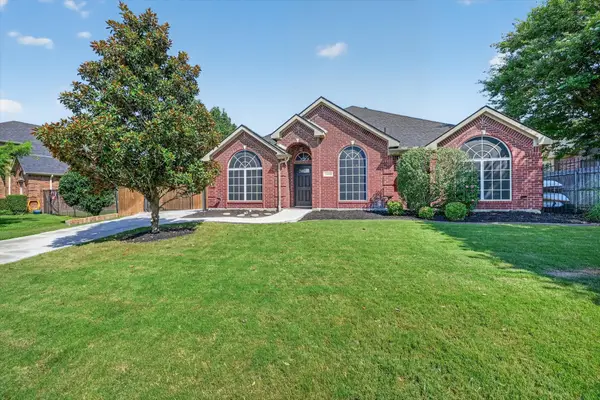 1505 Hampton Drive, Mansfield, TX 76063