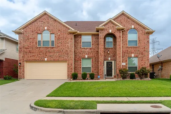 419 Kingfisher Lane, Arlington, TX 76002