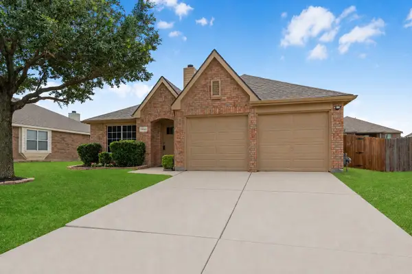 14045 Rodeo Daze Drive, Fort Worth, TX 76052