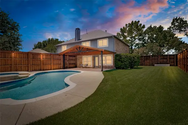 1318 Newport Drive, Carrollton, TX 75006