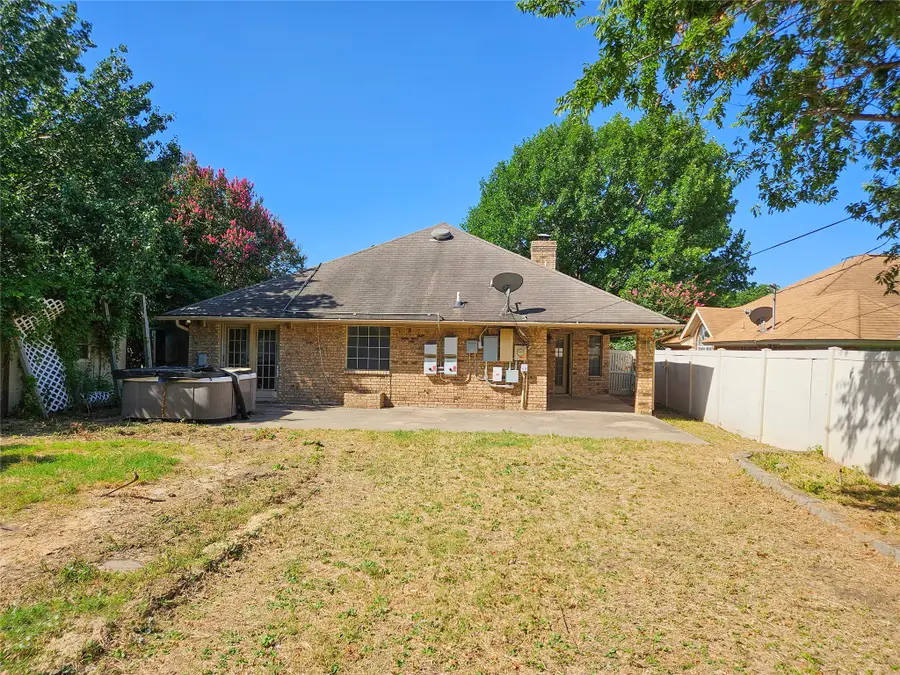 5817 Fox Hunt Drive, Arlington, TX 76017 - #3