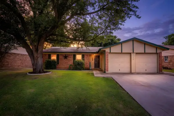 6528 High Meadow Court, Watauga, TX 76148