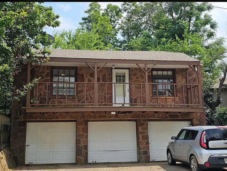 1120 S Donnybrook Avenue, Tyler, TX 75701 - #3