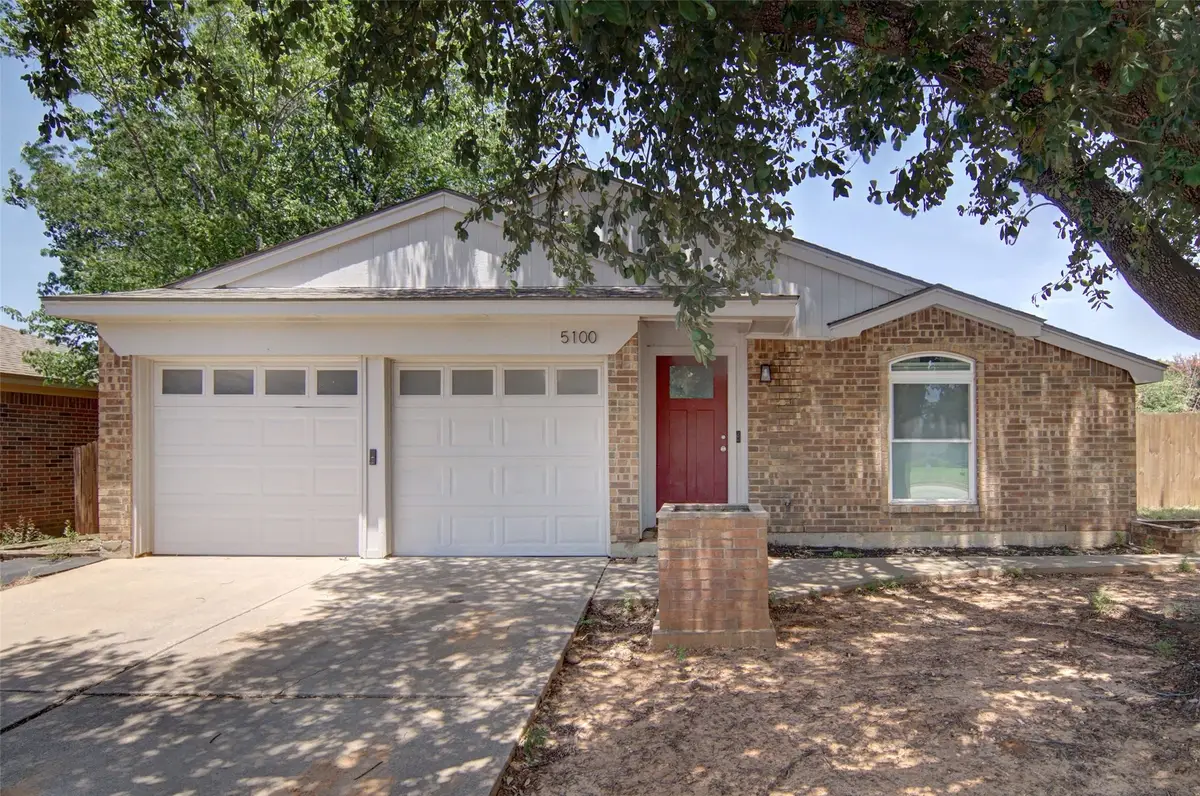 5100 Hawkins Cemetery Road, Arlington, TX 76017 - #1