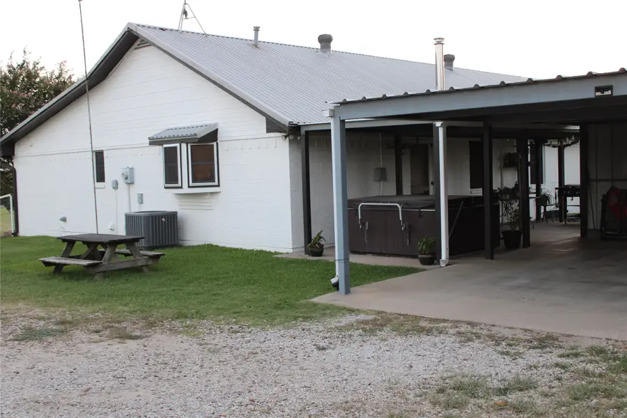 9612 West Highway 199, Poolville, TX 76487 - #3