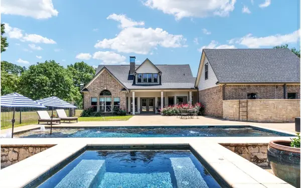 106 Timber Hill, Athens, TX 75751