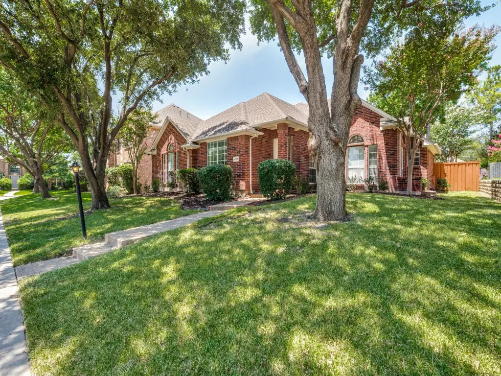 9703 Raven Lane, Irving, TX 75063 - #1