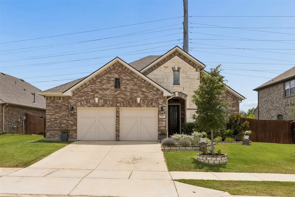 14713 Spitfire Trail, Justin Roanoke, TX 76262 - #1