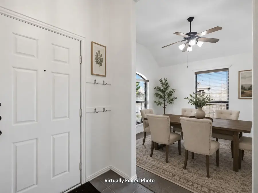 9101 Autumn Falls Drive, Fort Worth, TX 76118 - #2