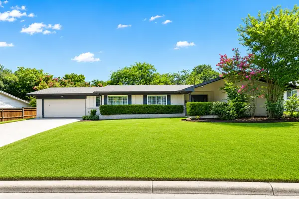 4348 Selkirk Drive W, Fort Worth, TX 76109