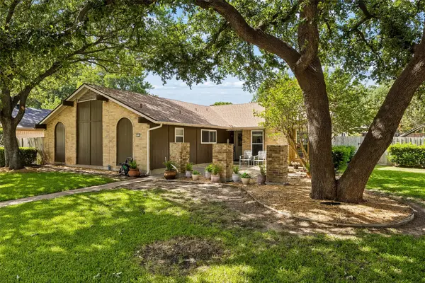 1913 Richland Drive, Richardson, TX 75081