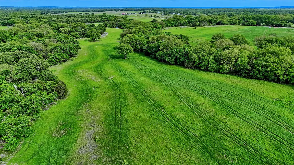 000 Longbranch, Nocona, TX 76255 - #1