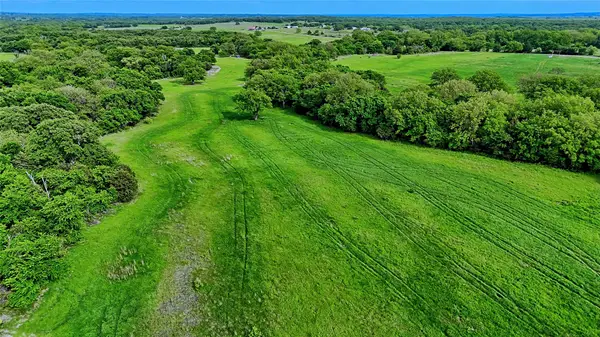 000 Longbranch, Nocona, TX 76255