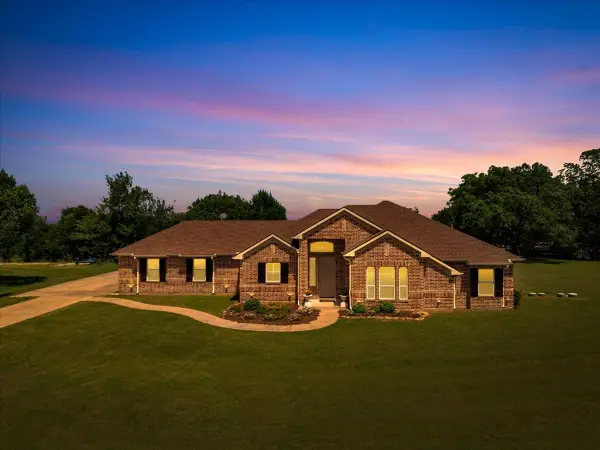 5607 County Road 1102, Princeton, TX 75407