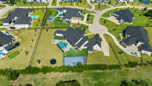 405 Crosswood Creek Court, Celina, TX 75009