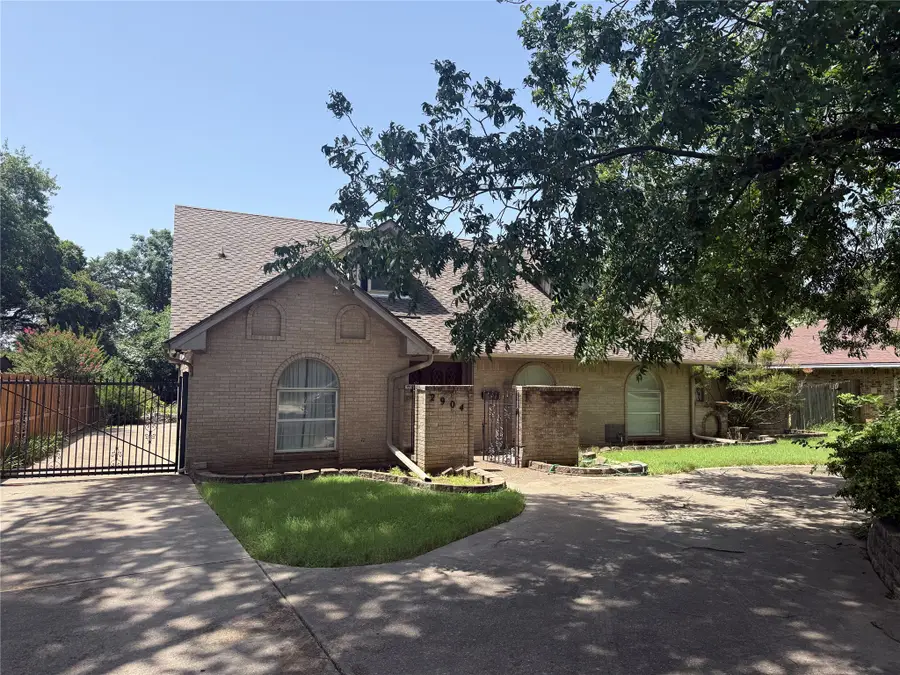 2904 Bridal Wreath Lane, Dallas, TX 75233 - #2