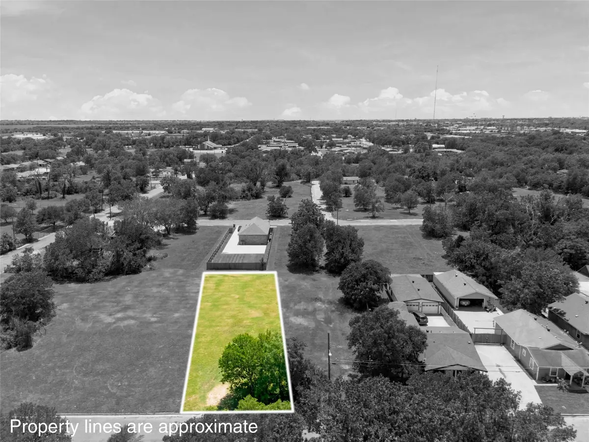 2625 S 7th Street, Waco, TX 76706 - #1