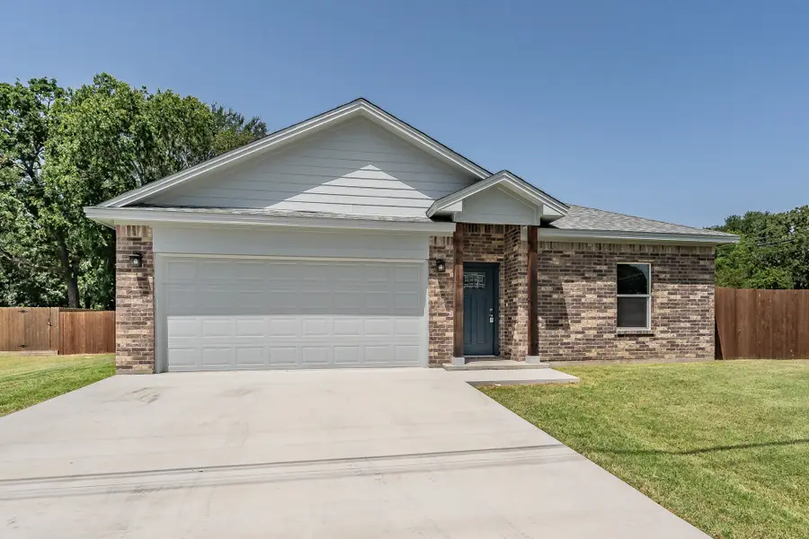 100 Round Hill Way, Runaway Bay, TX 76426 - #2