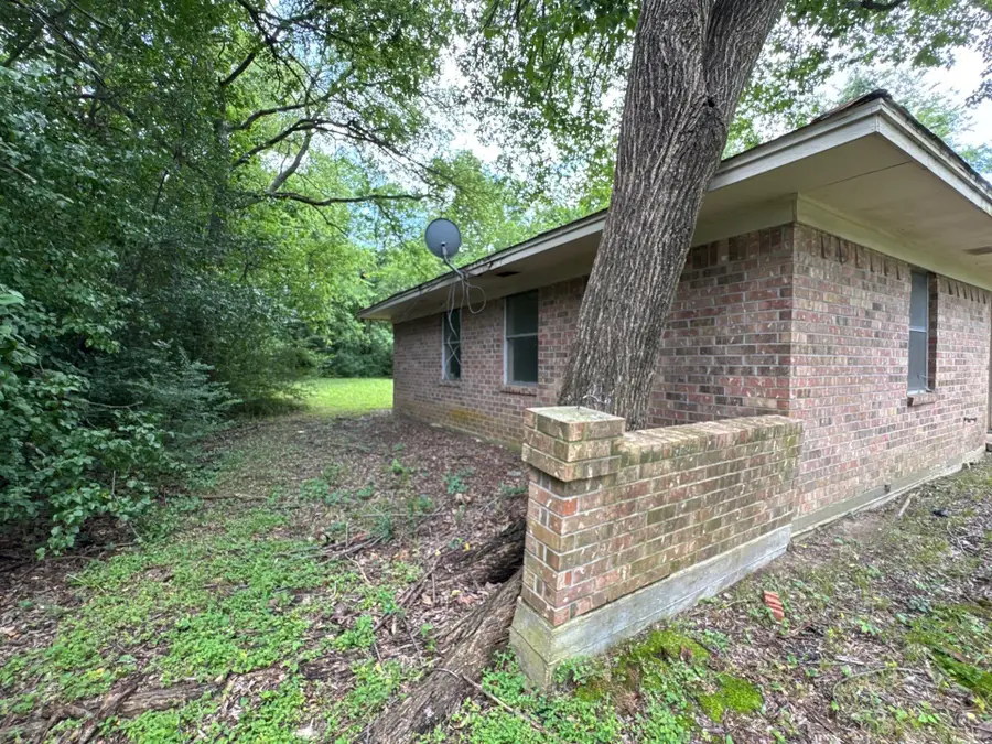 321 Beckham Street W, Sulphur Springs, TX 75482 - #3