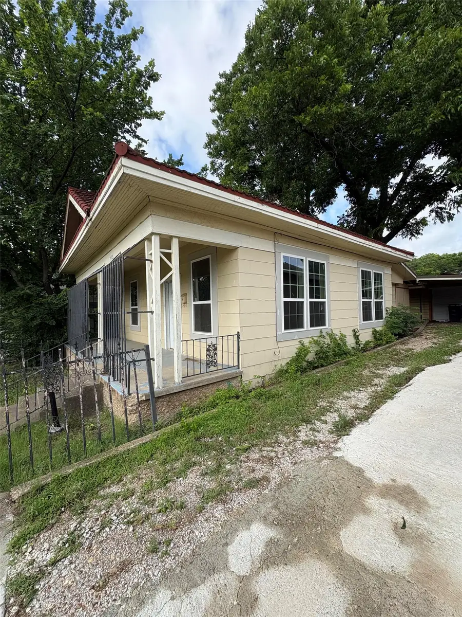 2405 Roosevelt Avenue, Fort Worth, TX 76164 - #3