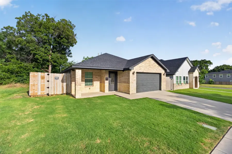 1504 Missouri Avenue, Fort Worth, TX 76104 - #2