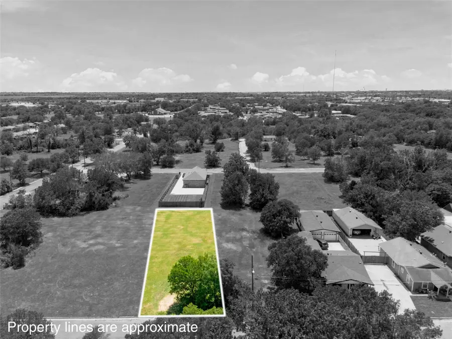 2621 S 7th Street, Waco, TX 76712 - #3