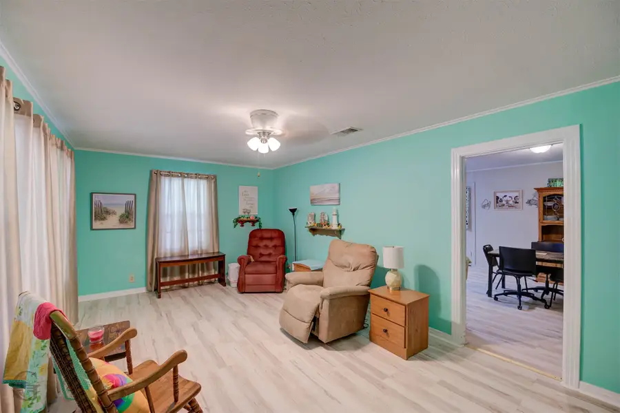 311 Greenwood Street, Mooringsport, LA 71060 - #3