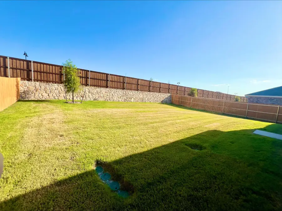 402 Mcnelly Lane, Sherman, TX 75092 - #2