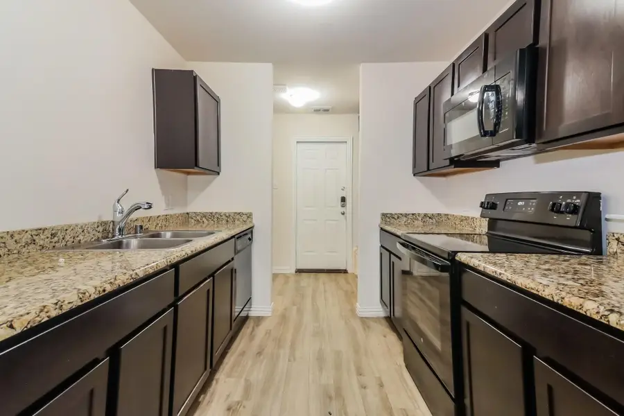 1120 W Owing Street, Denison, TX 75020 - #2