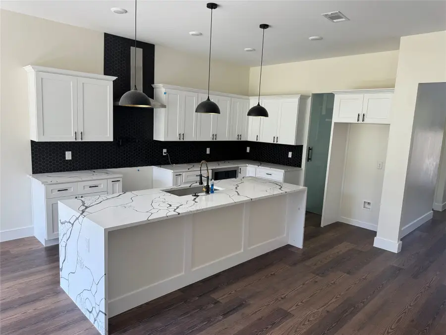 7082 Cedar Valley Drive, Whitney, TX 76692 - #2