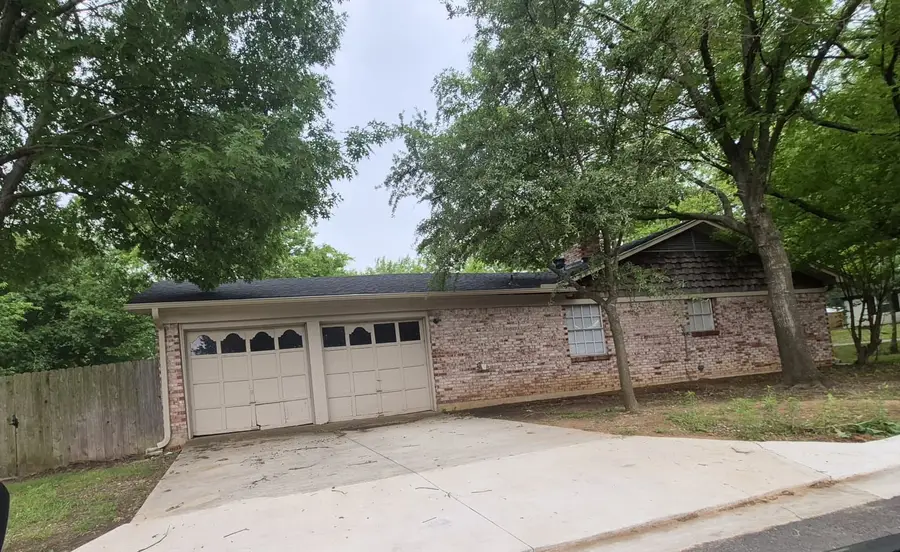 3009 Canterbury Circle, Sherman, TX 75092 - #2