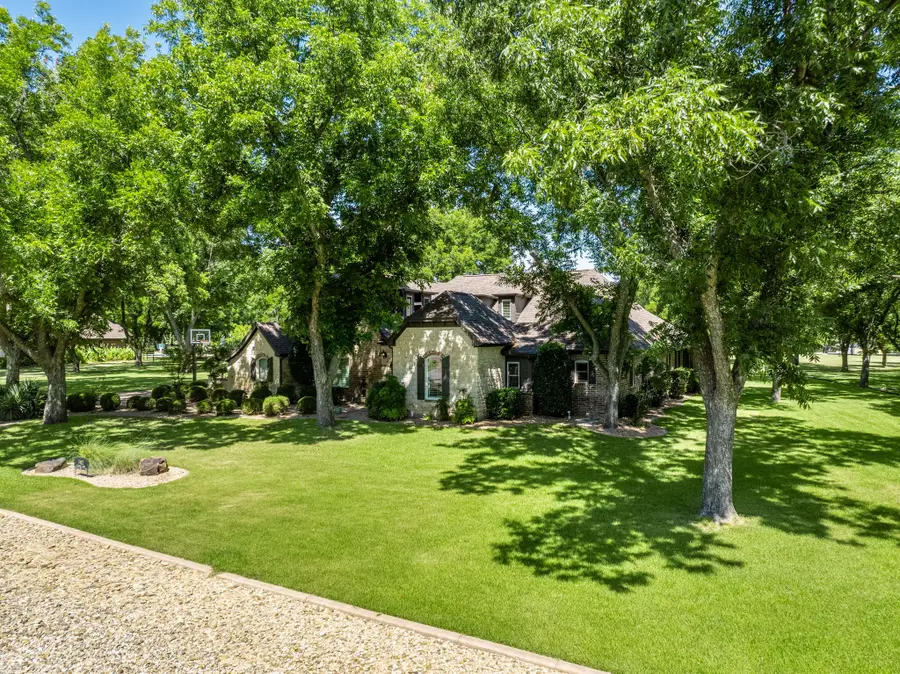 7402 Hanover Court, Granbury, TX 76049 - #2