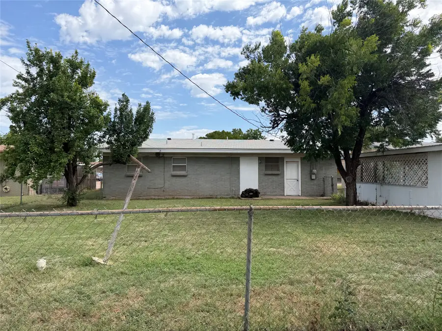 5226 Lamesa Avenue, Abilene, TX 79605 - #3