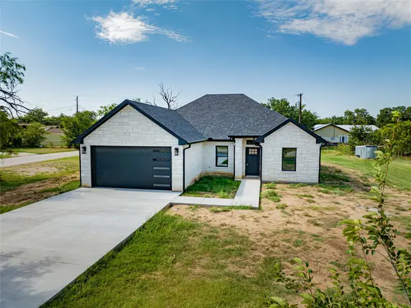 614 W Wheeler Street, Breckenridge, TX 76424