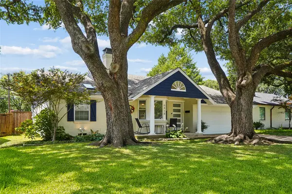 6418 Axton Lane, Dallas, TX 75214
