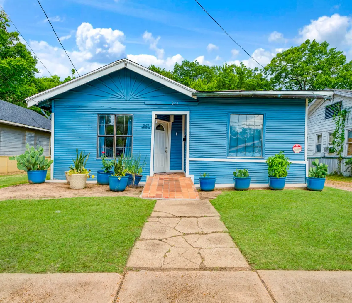947 SE 6th Street, Paris, TX 75460 - #1