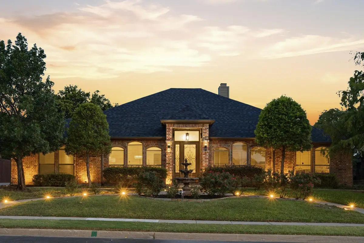 303 Quail Crest Drive, Bedford, TX 76021 - #1