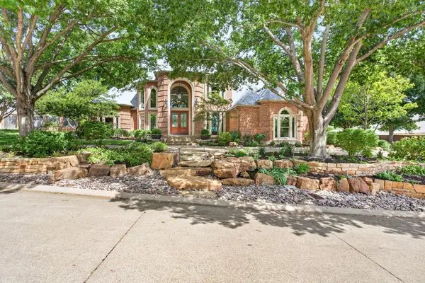 6116 Annandale Drive, Fort Worth, TX 76132